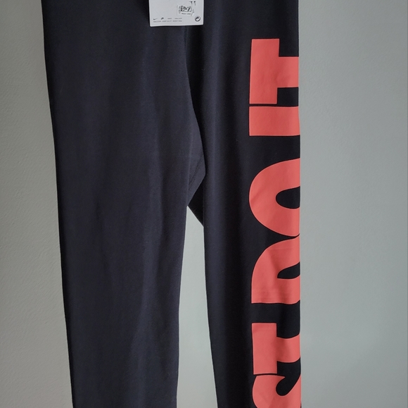 Nike - Essential Just Do It Leggings Nike - Essential Just Do It Leggings Nike - Picture 4 of 5